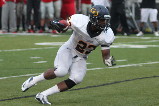 Football Drops Defensive Battle To #15 Grand View