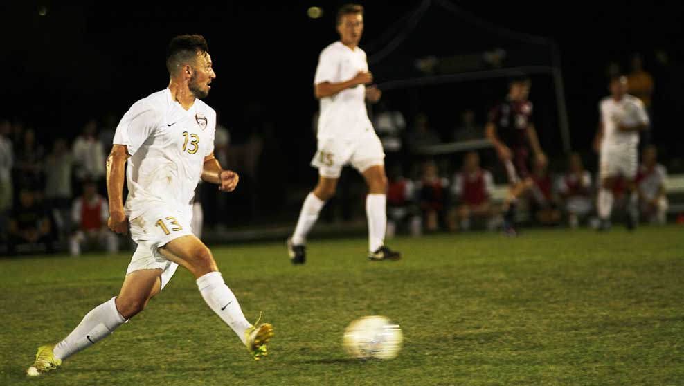 Graceland Loses to Missouri Valley in Heart Match