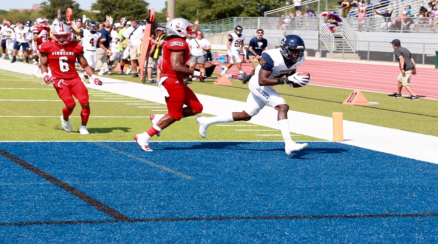 Graceland Football Falls to Pioneers in 38-33 Shootout