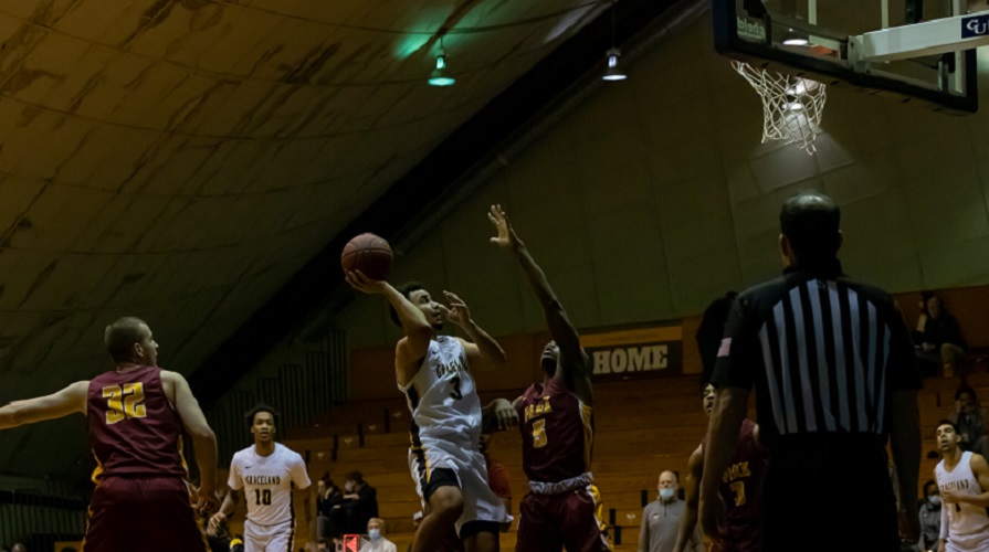 Wildcats Hold on Late in 90-84 Win Over Graceland