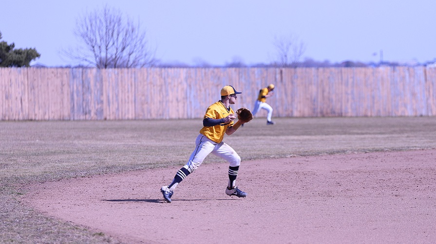 Mount Mercy Completes Sweep Over Graceland