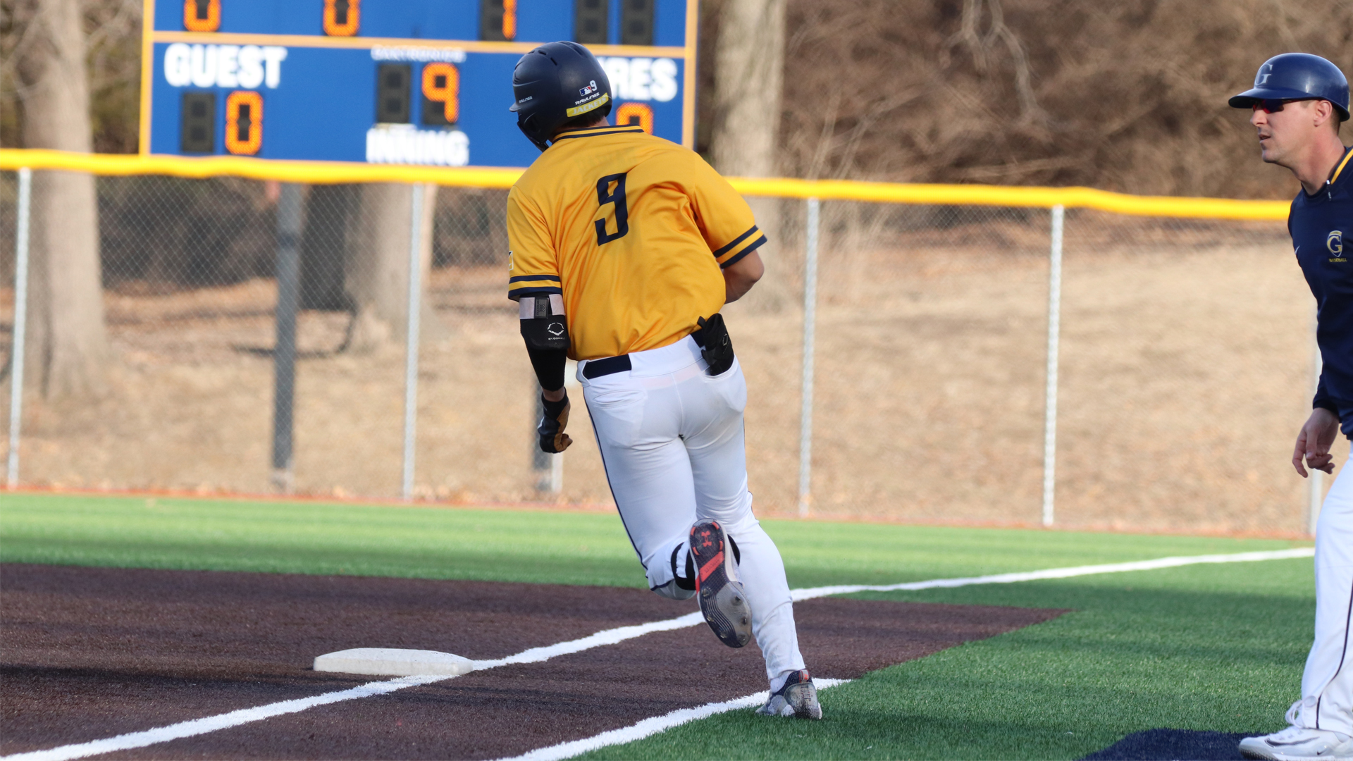 Baseball Defeated by the Blue Hawks and the Warriors