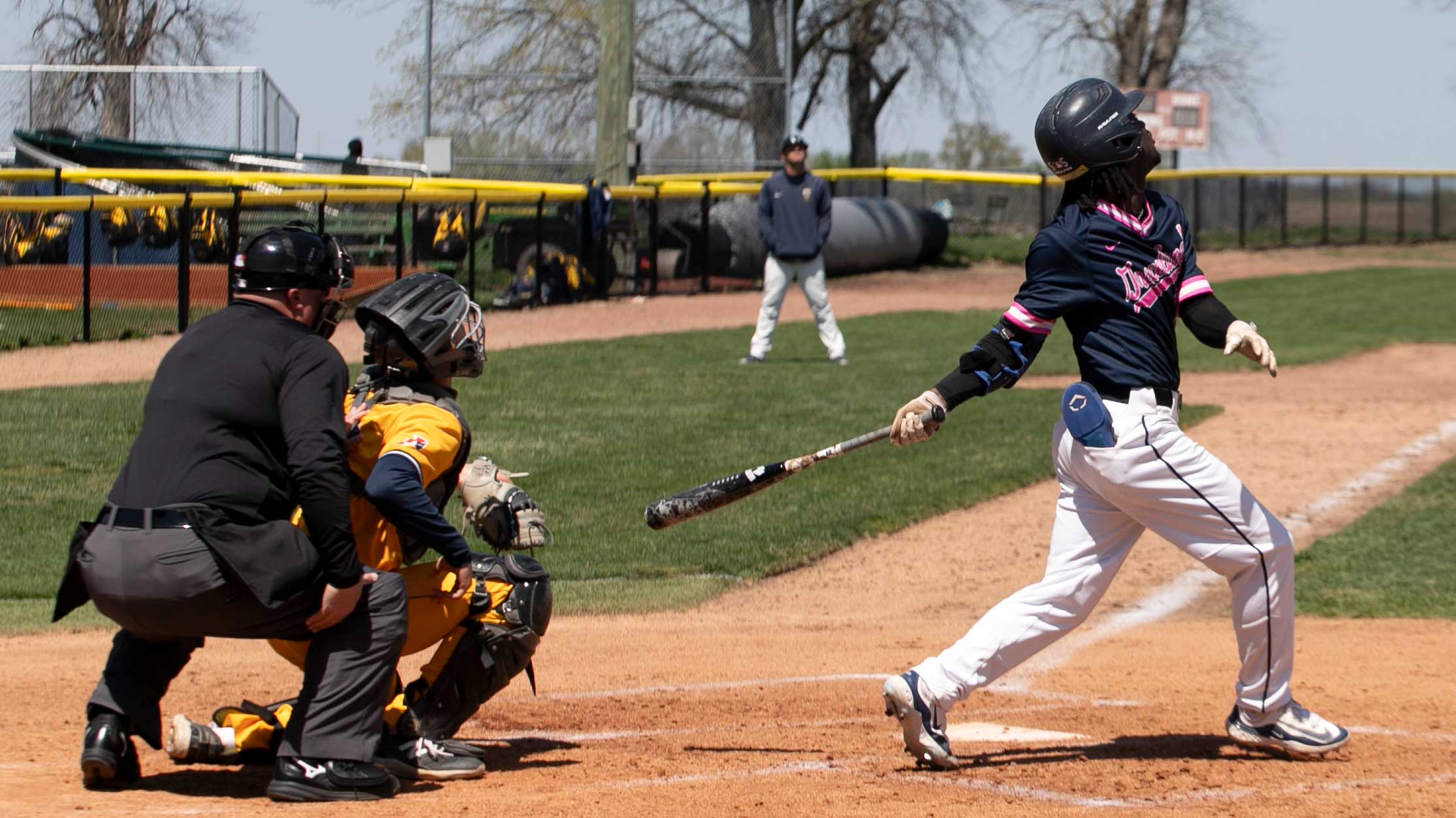 Graceland Baseball Splits Doubleheader Against Clarke University