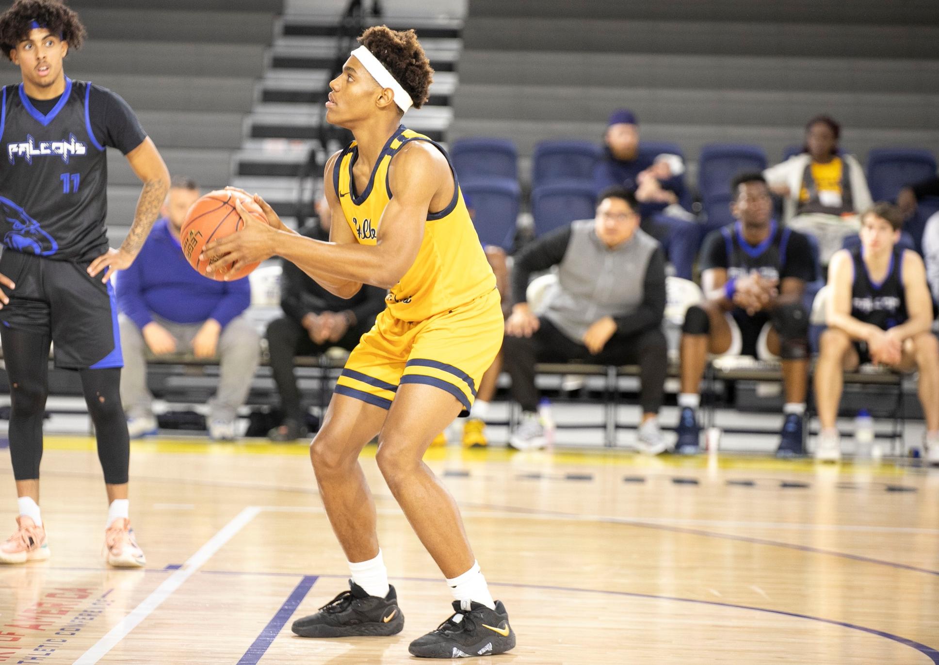 Men's Basketball Fell to the Eagles