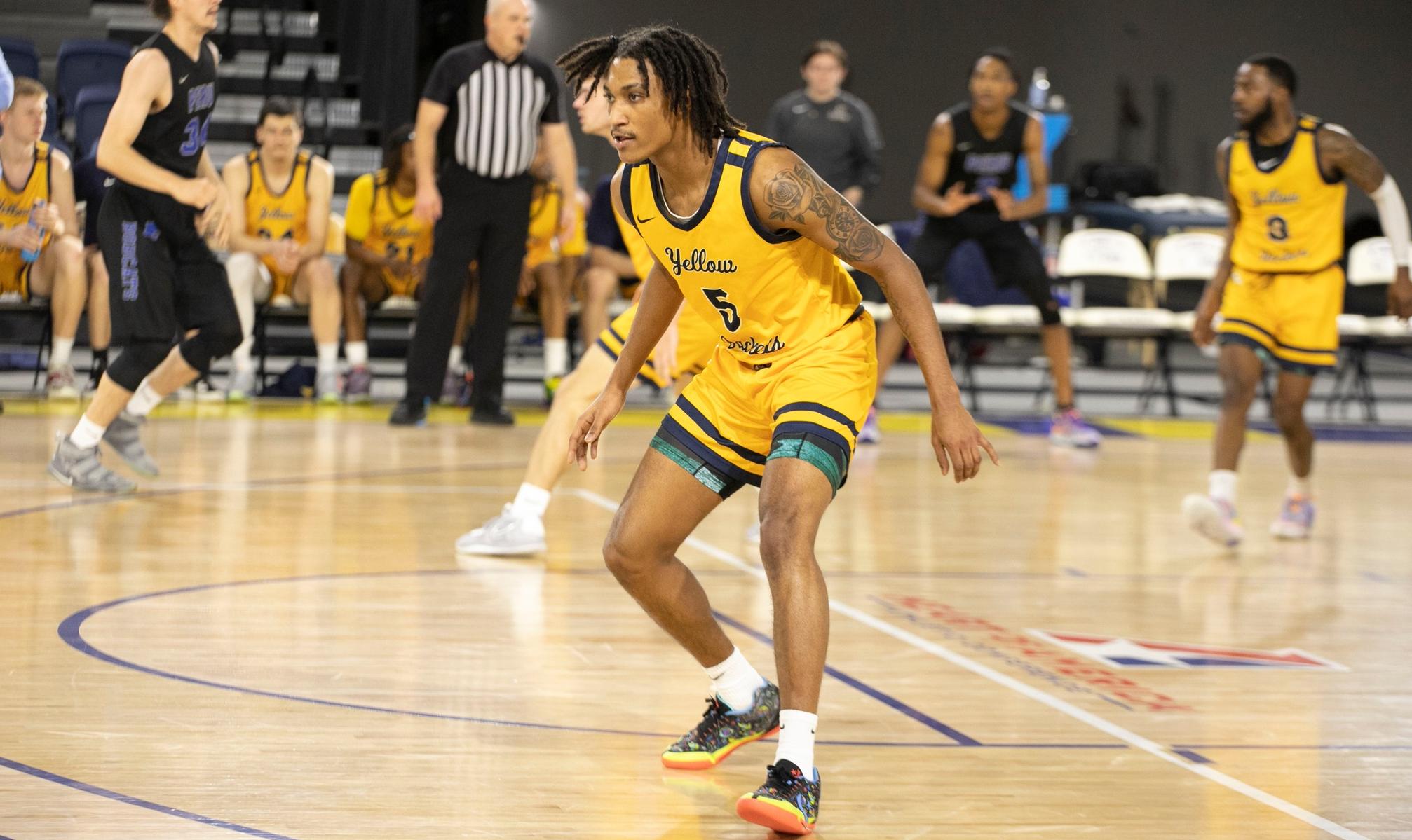 Men's Basketball Dominated the Mustangs