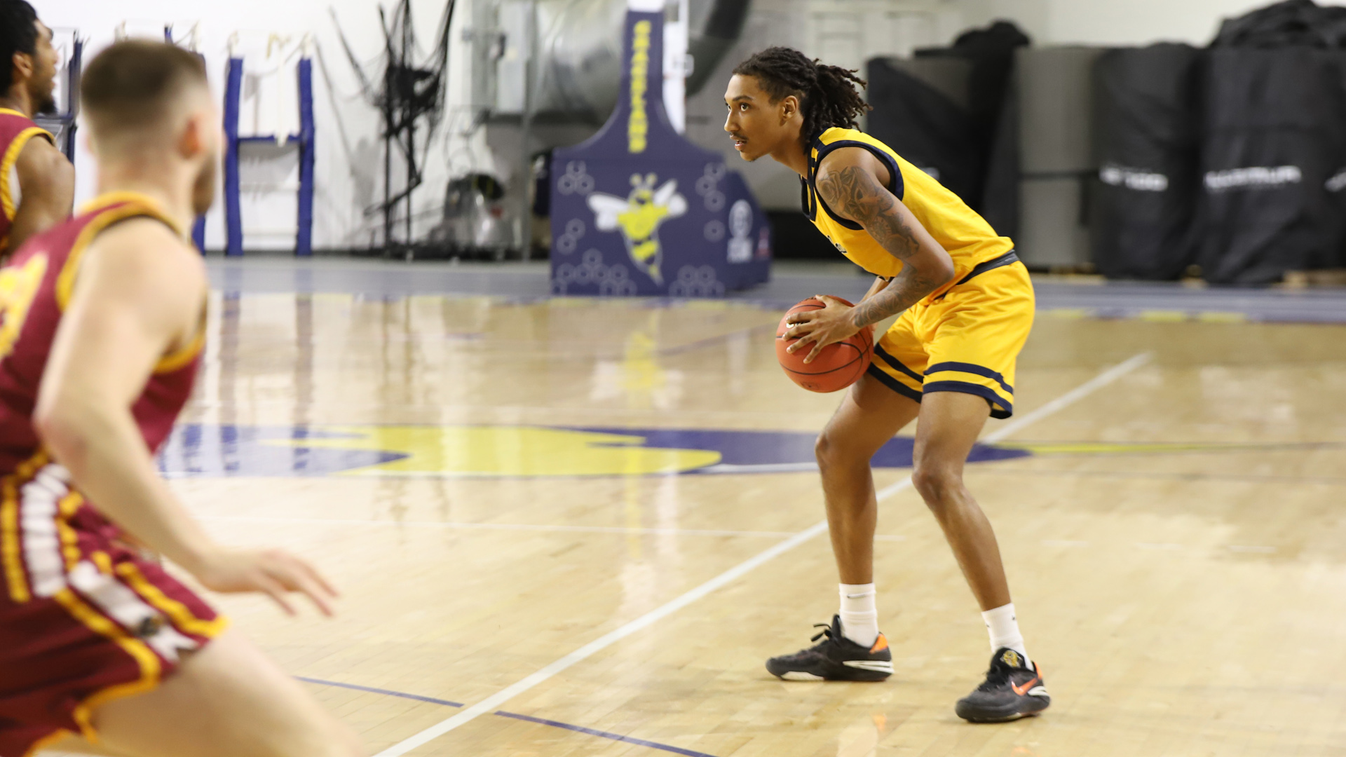 Men&rsquo;s Basketball Takes Down Park