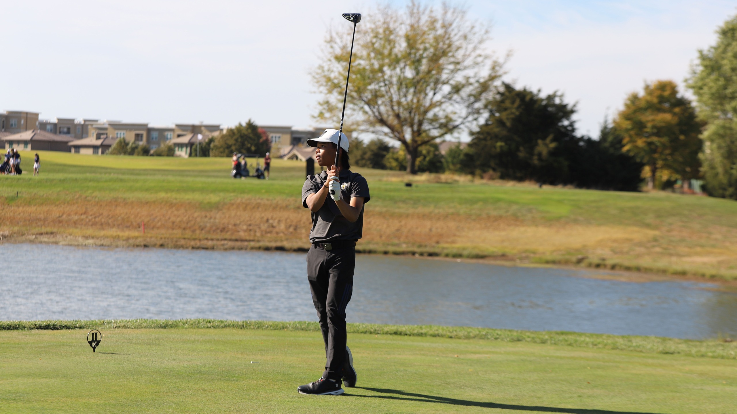 Graceland Places Ninth at Home Invite, Hughes Leads Jackets at Mozingo