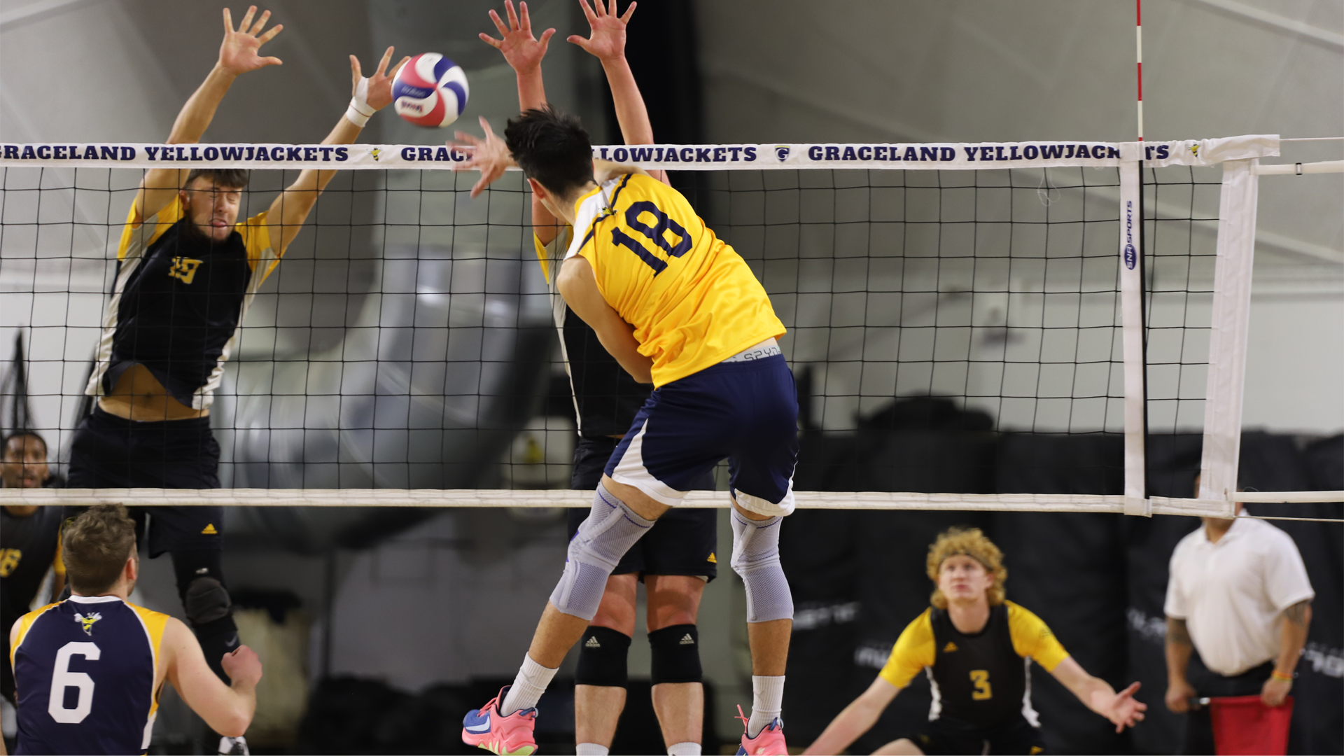 Men&rsquo;s Volleyball Taken Down by Ottawa on Home Opener