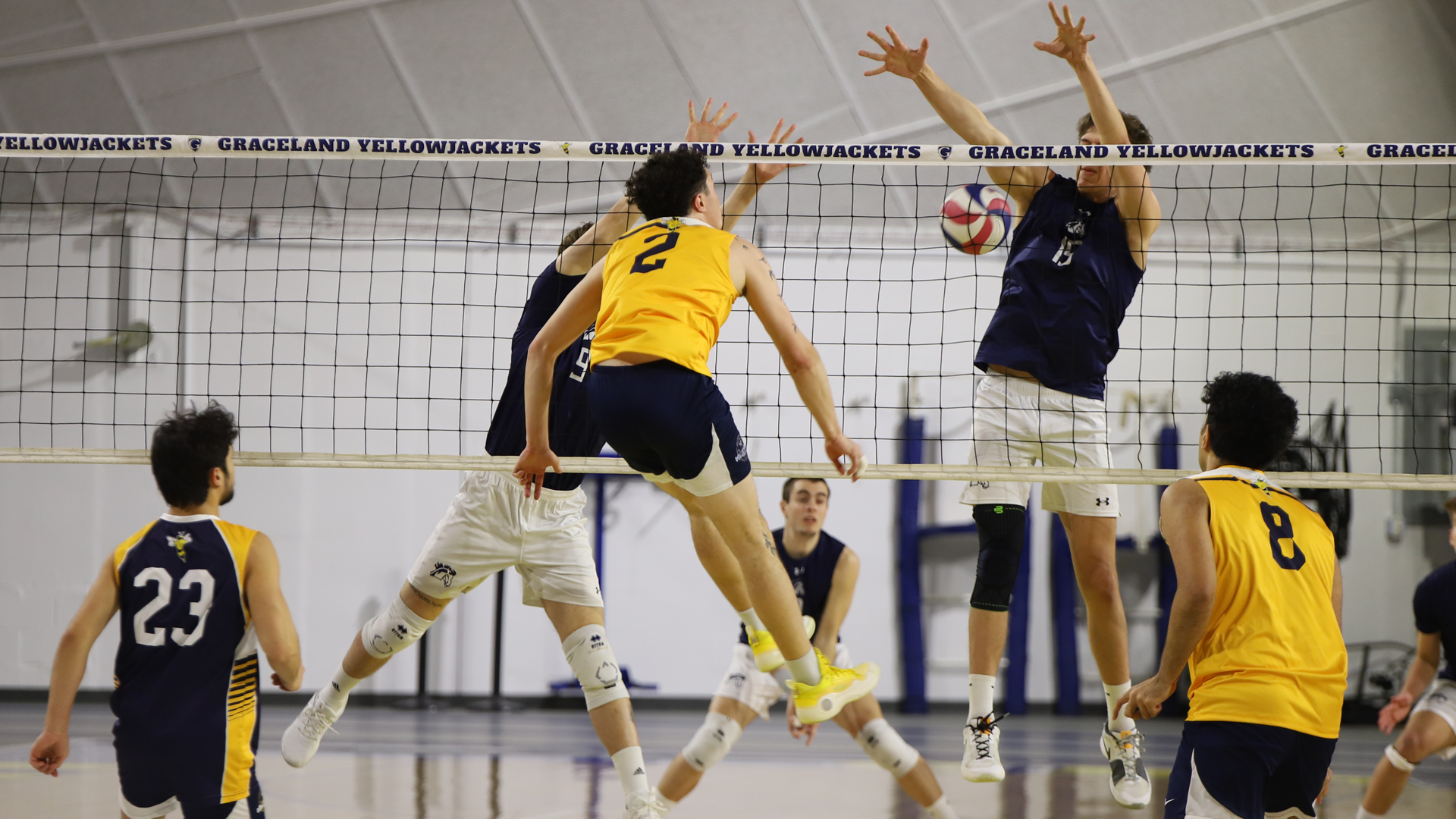 Men&rsquo;s Volleyball Defeated by Mount Mercy