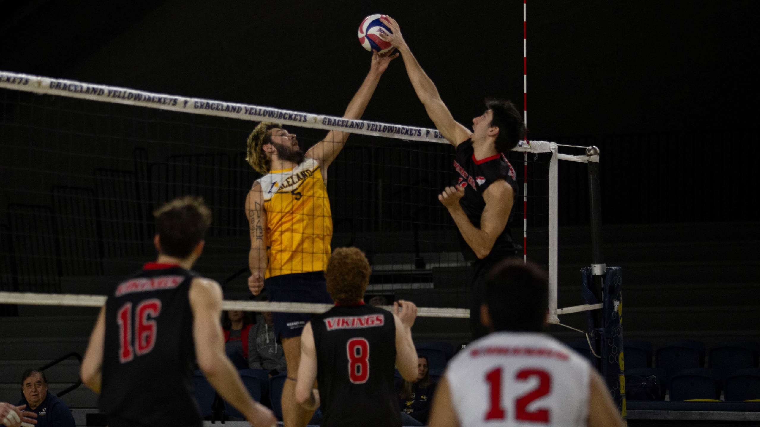 Graceland Falls to Kansas Wesleyan in Straight Sets
