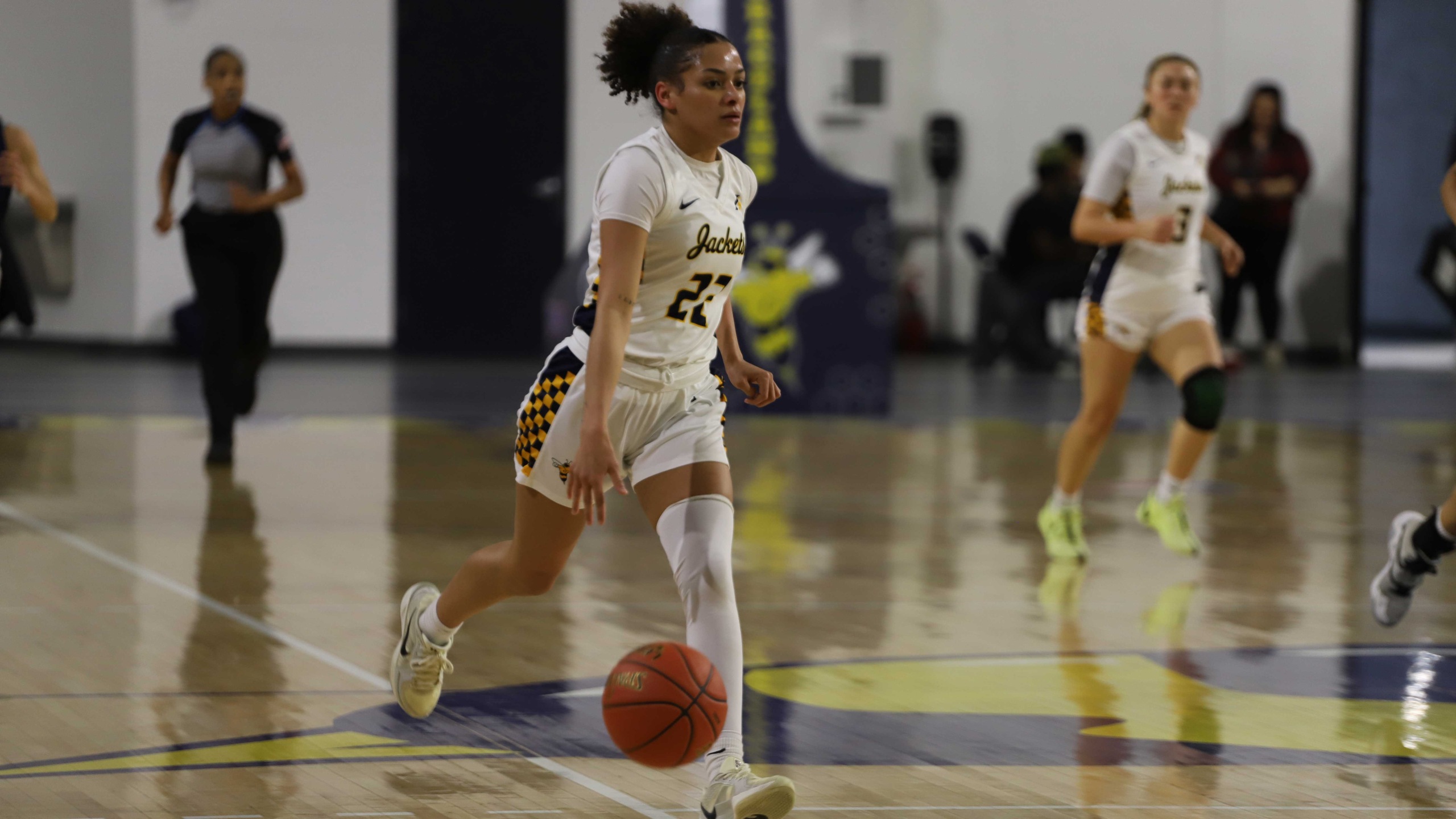 Graceland Falls to Baker on Senior Day Despite Fourth-Quarter Push