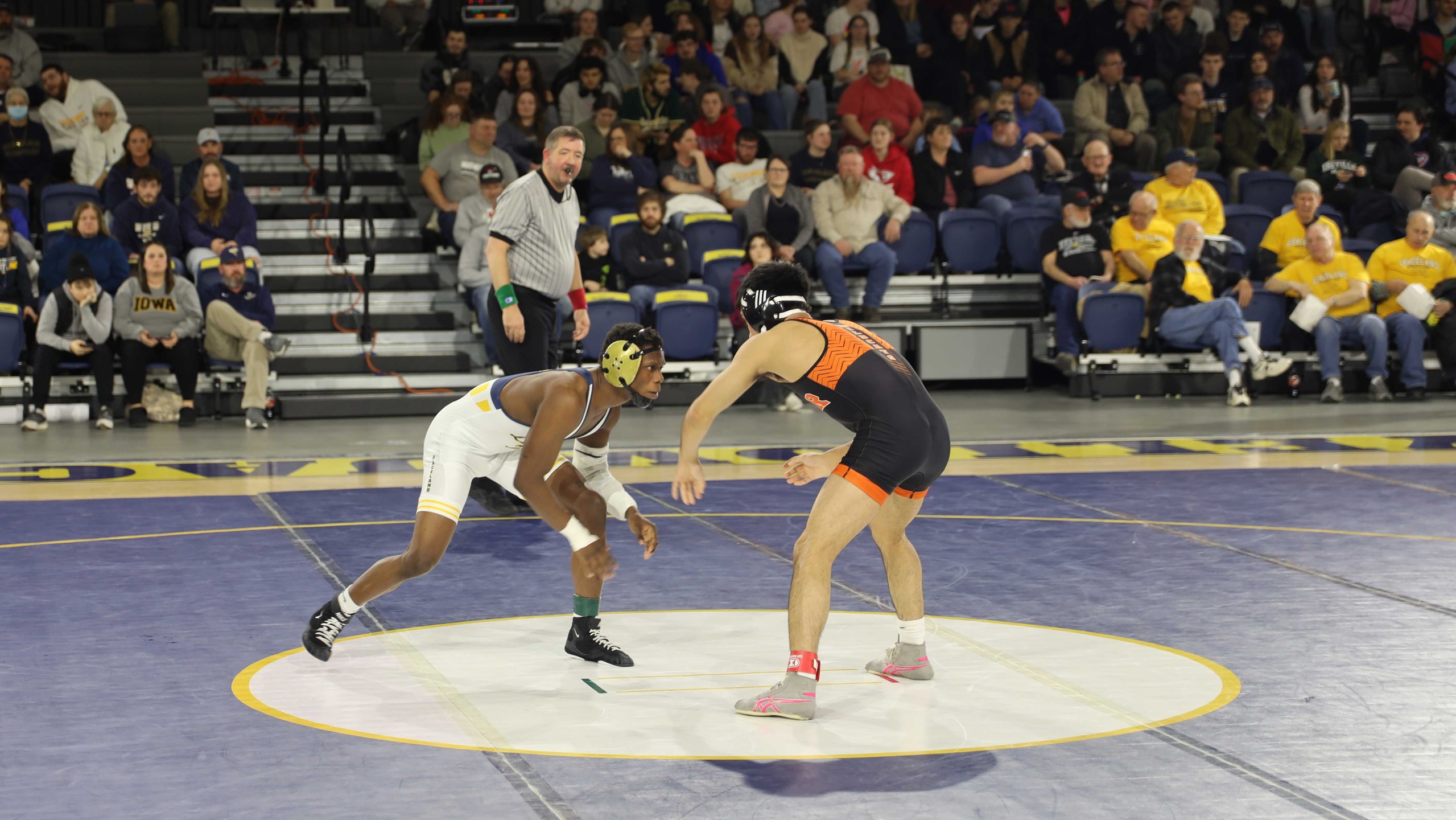 Graceland Wrestling Competes at Central Last Chance Invitational