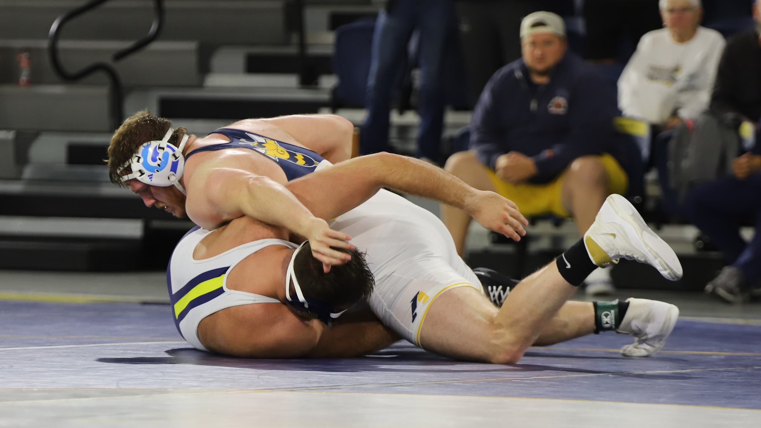 #23 Graceland Wrestling Tops St. Ambrose, Extends Dual Win Streak to 4-0