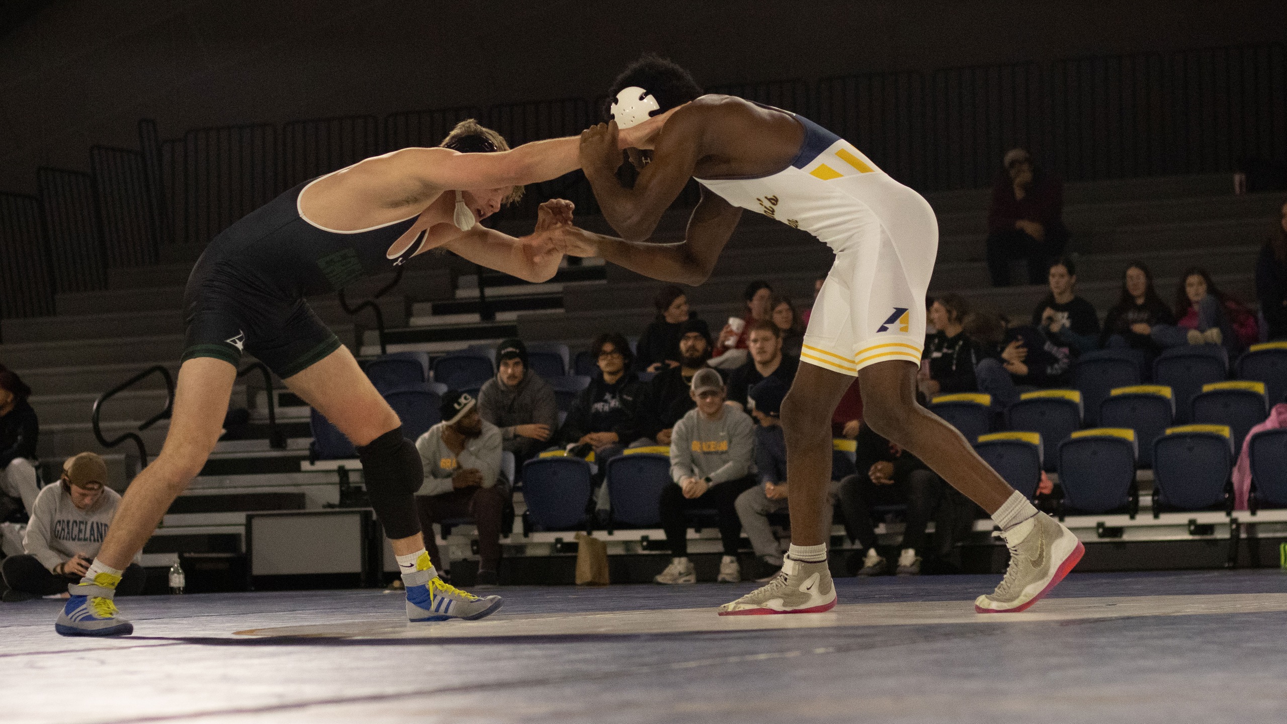 Graceland Pins Missouri Baptist 27-20 in Conferene Road Dual