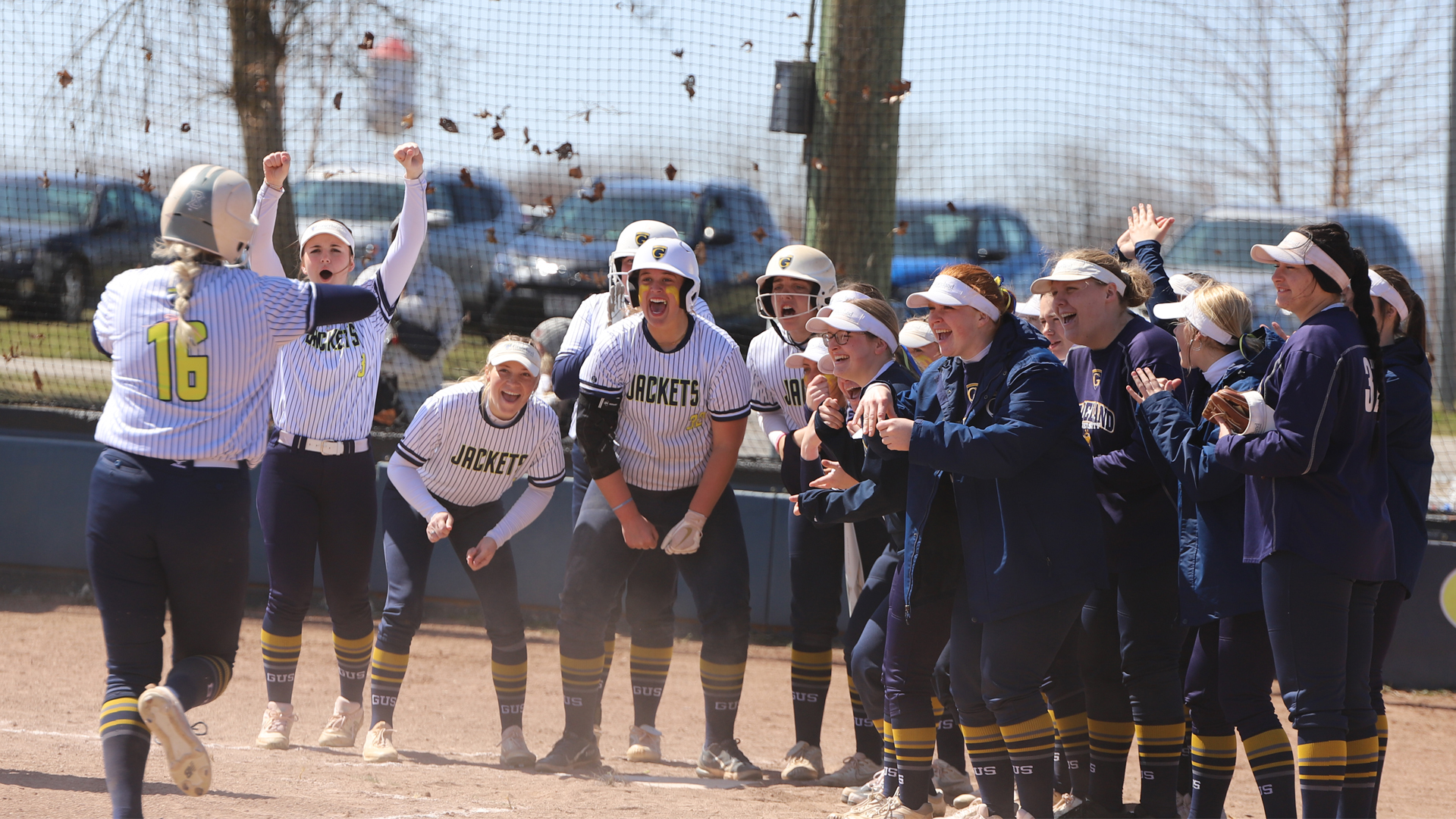 Softball Stings Bobcats in Conference Doubleheader