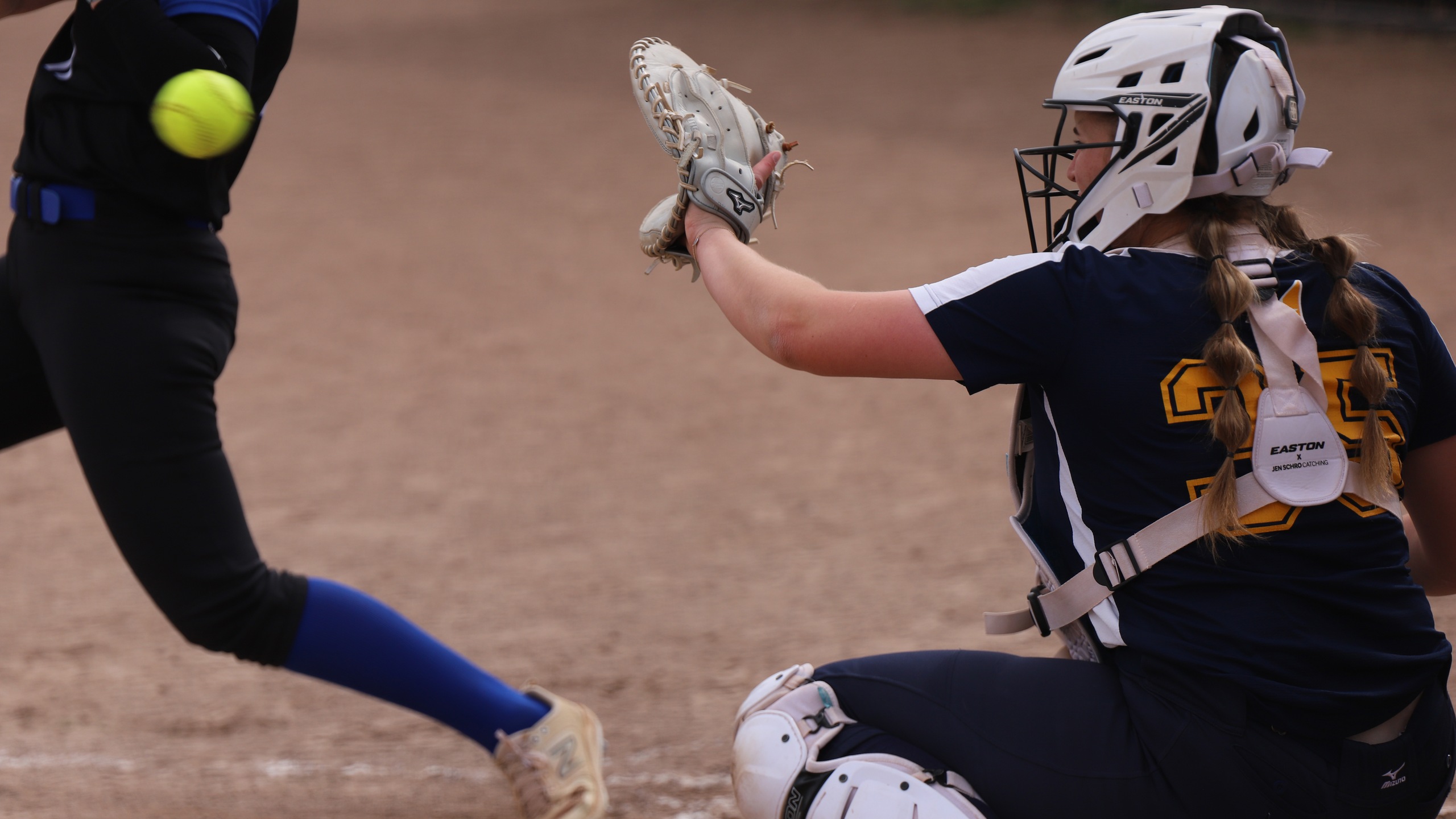 Graceland Drops Two at Turfs Up Tournament in Branson