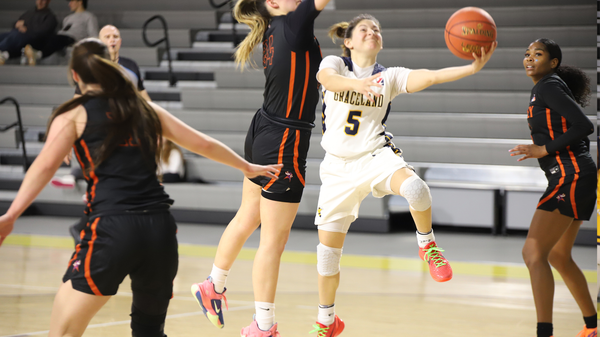 Women&rsquo;s Basketball Topped Missouri Valley
