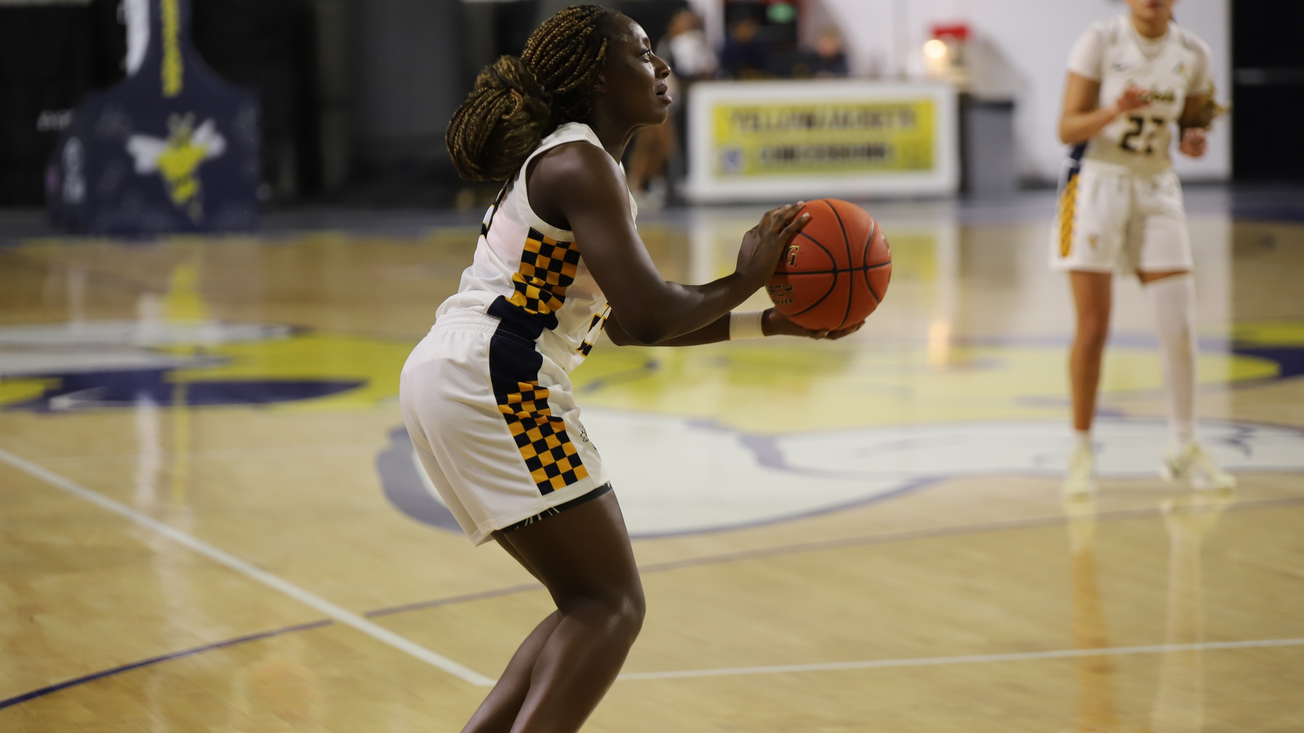 Graceland Women&rsquo;s Basketball Remains Undefeated with 73-52 Victory over Avila