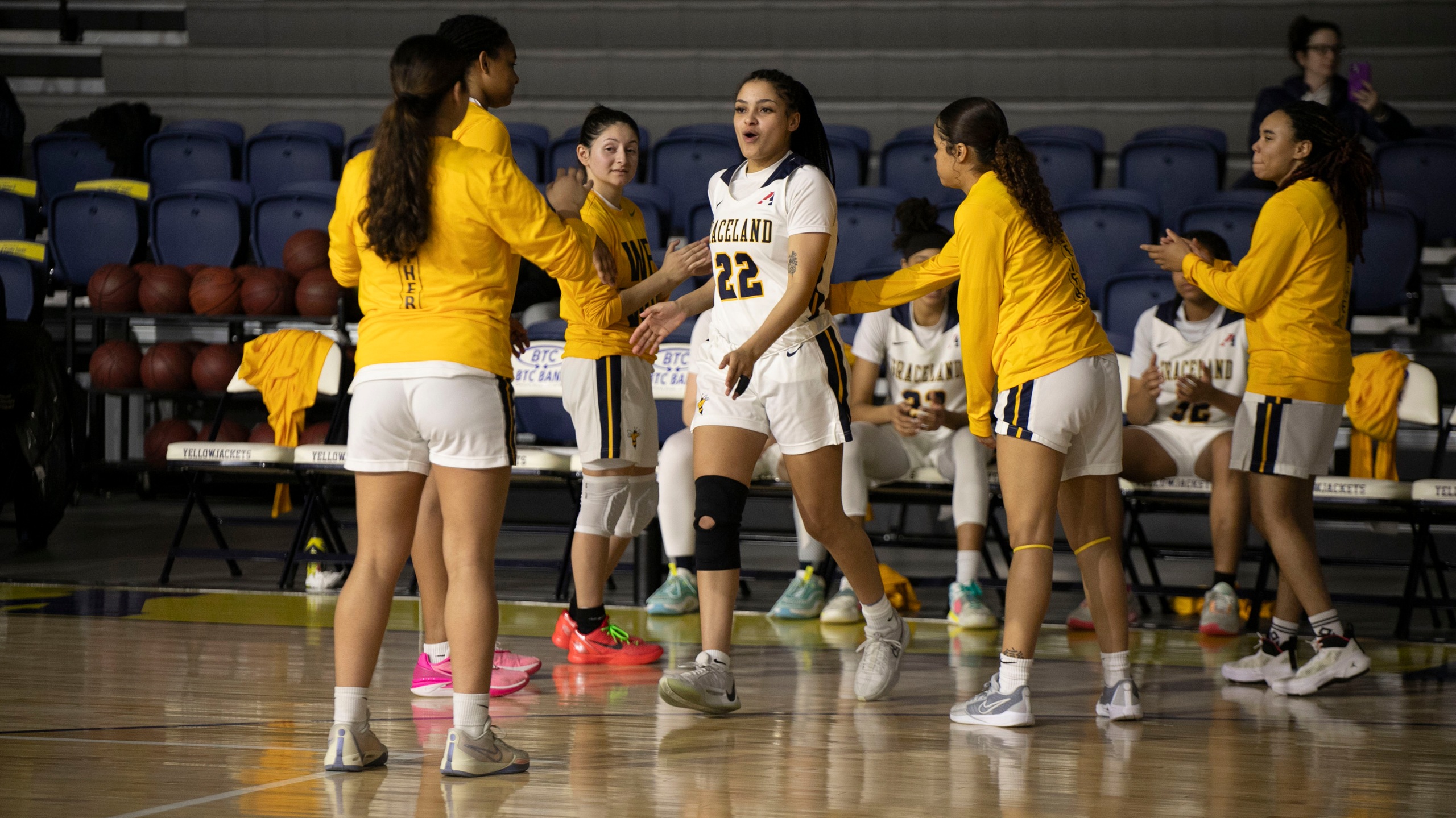 Women&rsquo;s Hoops Drops Contest Against Park in Final Game Before Christmas Break