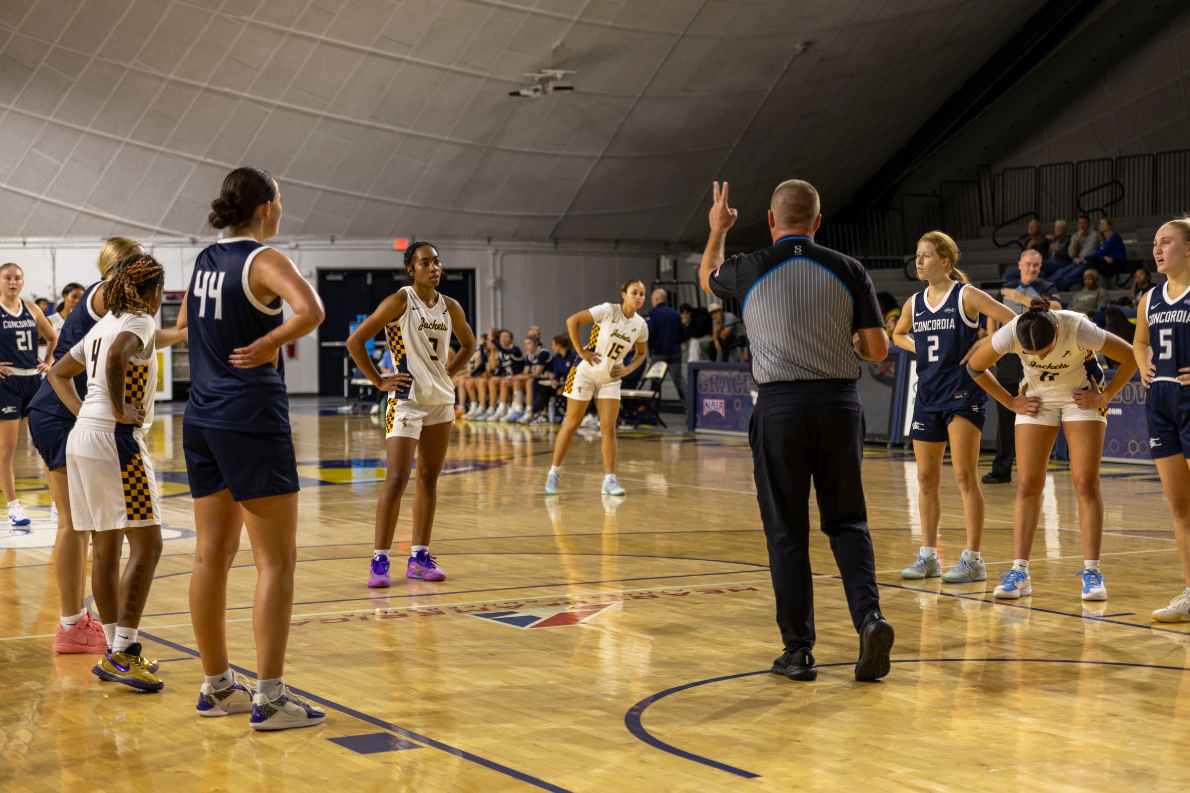 Women&rsquo;s Basketball Falls on the Road to Ottawa Ahead of Conference Opener