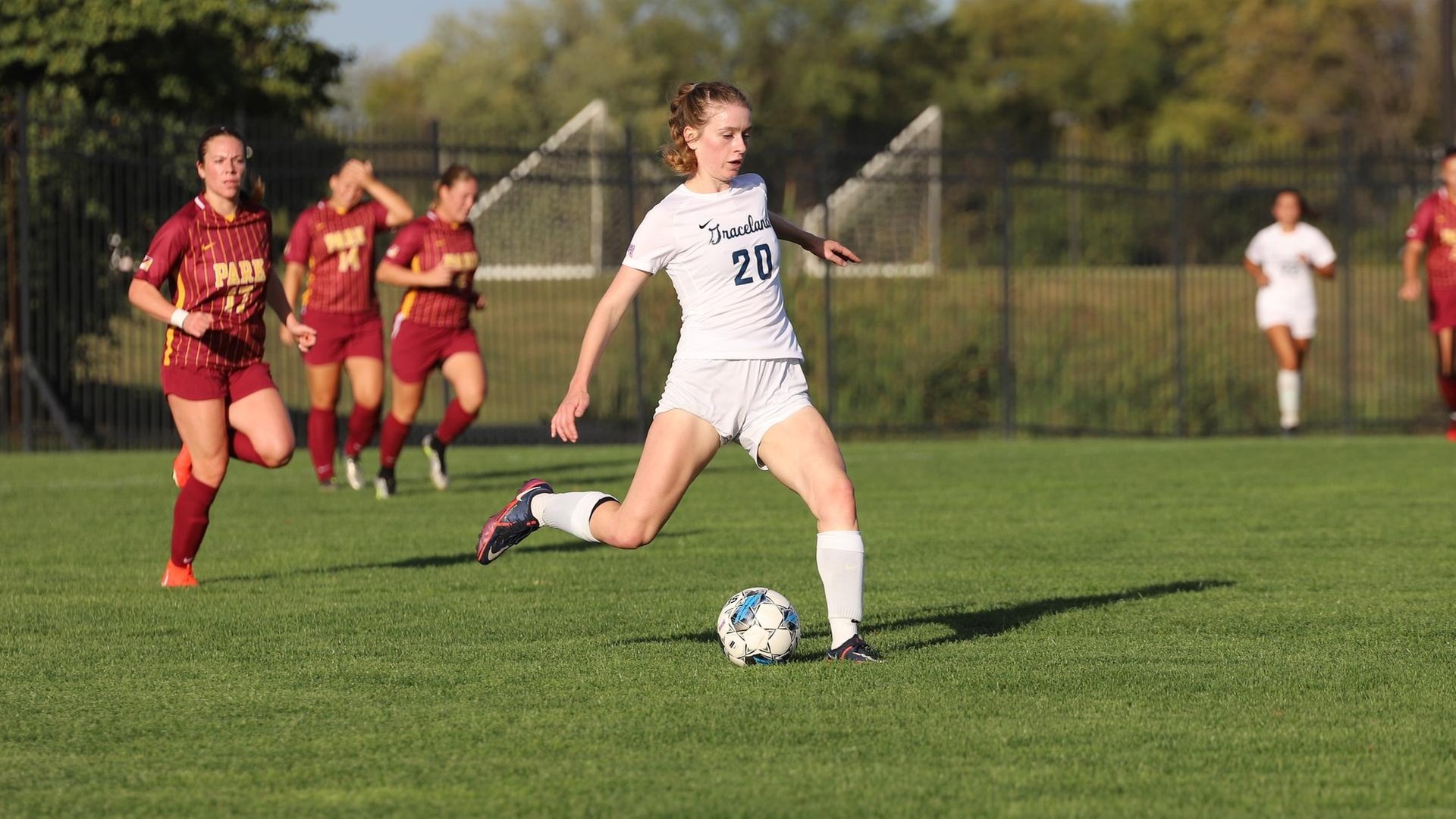 Women&rsquo;s Soccer Stopped by Park