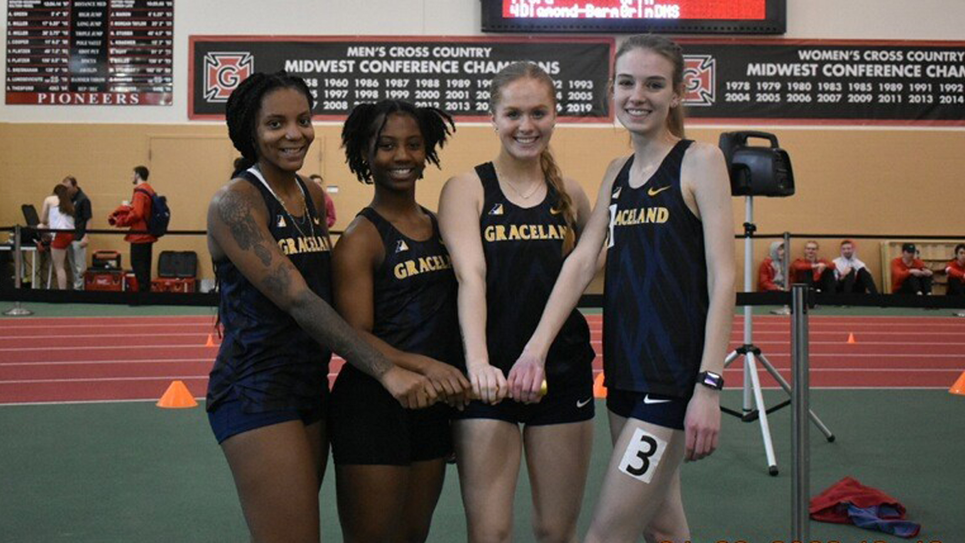 Women's Indoor Track and Field Took on the Grinnell Invitational; Yellowjackets Take Top Ten in Eight Events