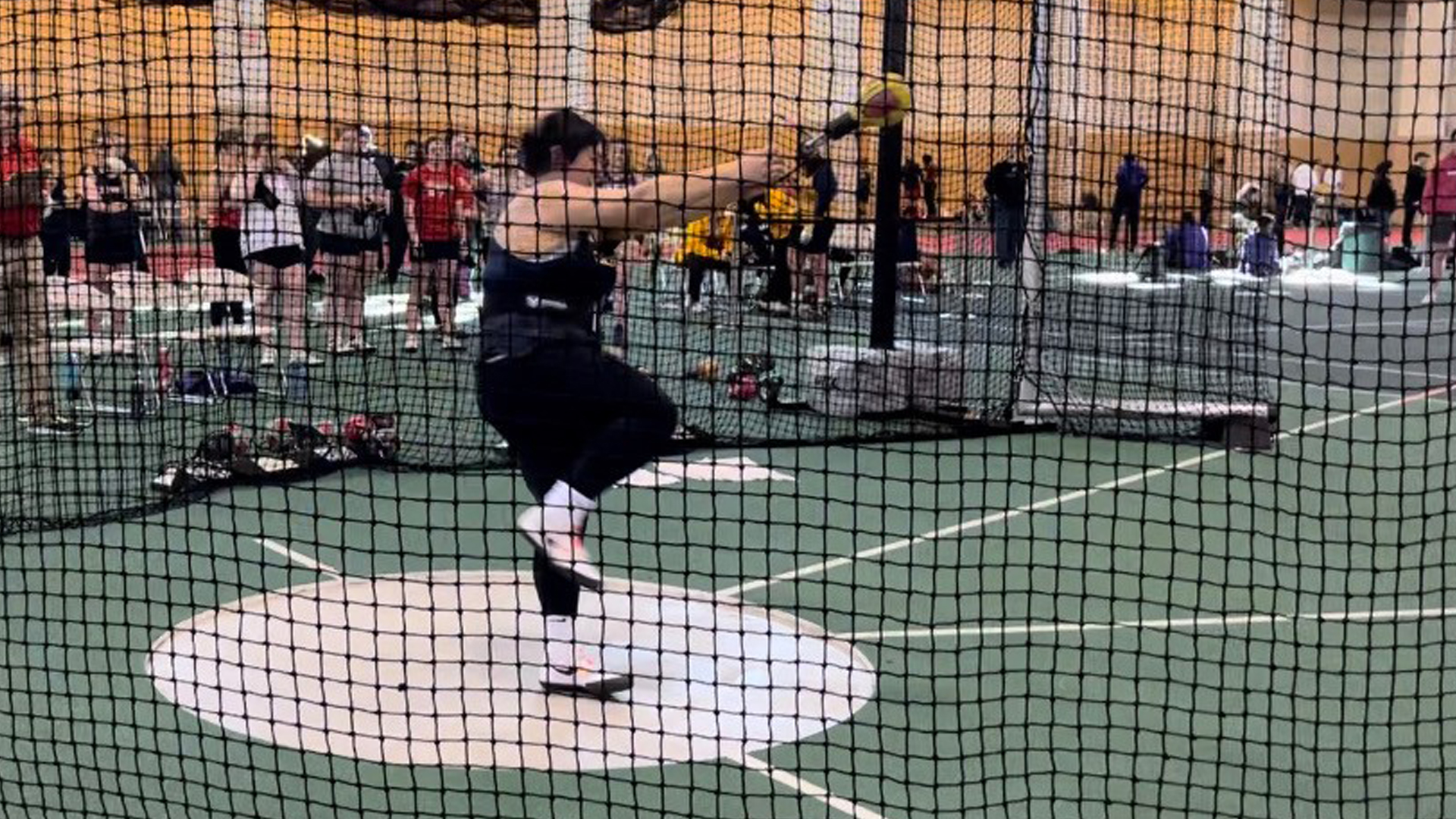 Women's Indoor Track and Field Took on the Darren Young Classic