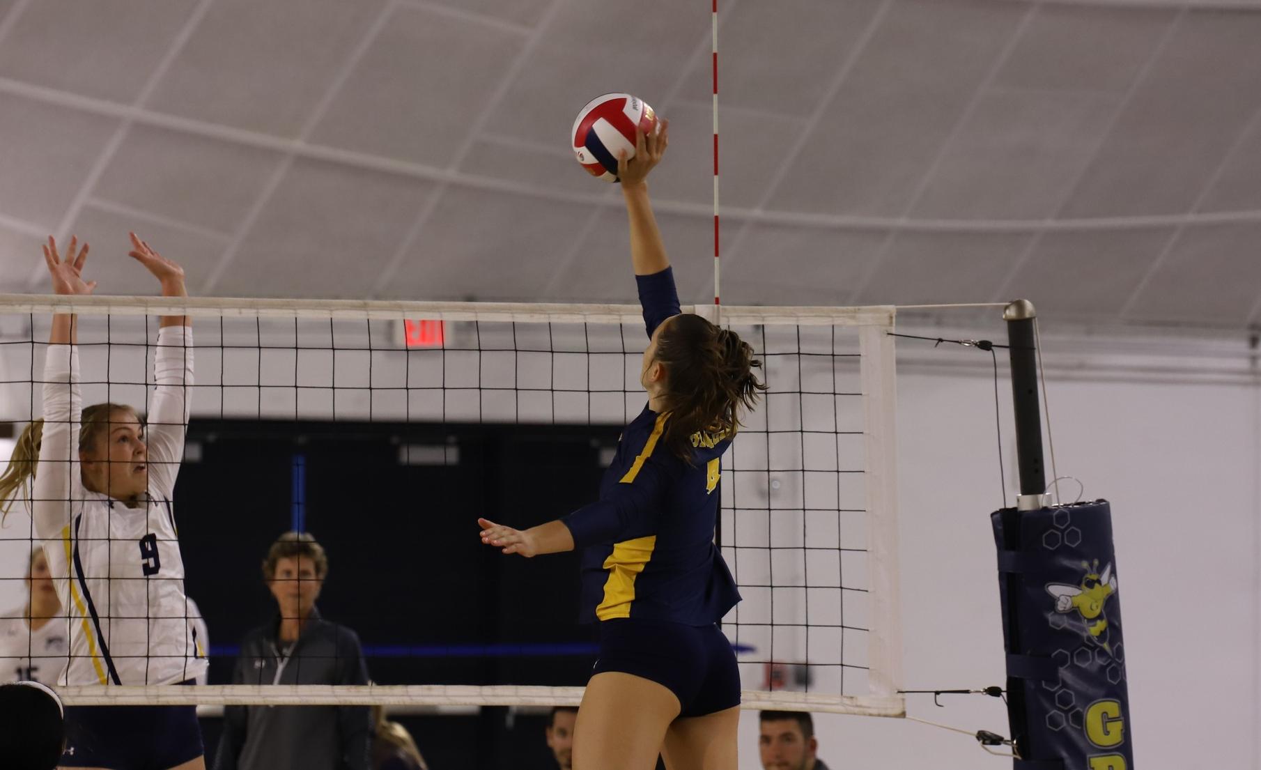 Women's Volleyball Trip Up to No.16 Eagles