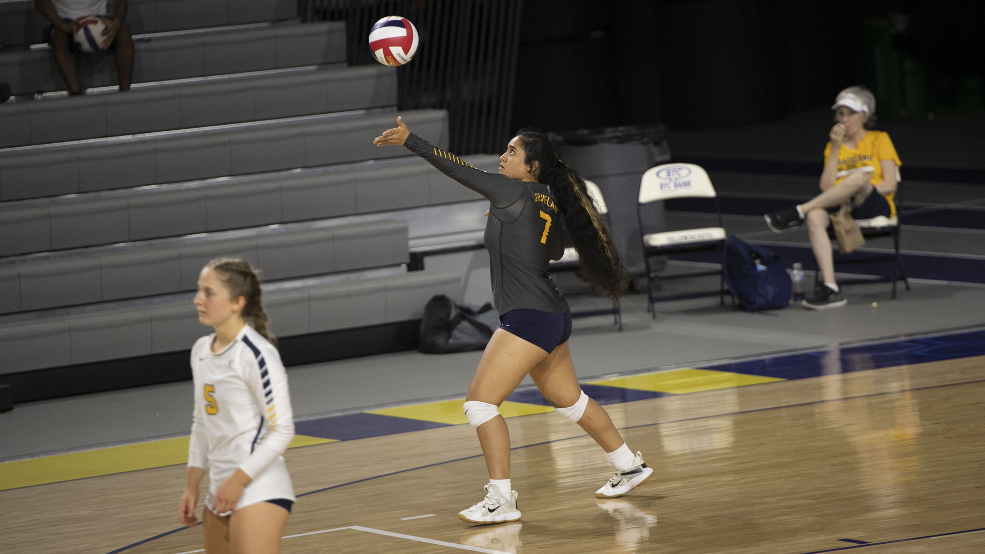 Women&rsquo;s Volleyball Fell in the Fifth Set to the Bobcats