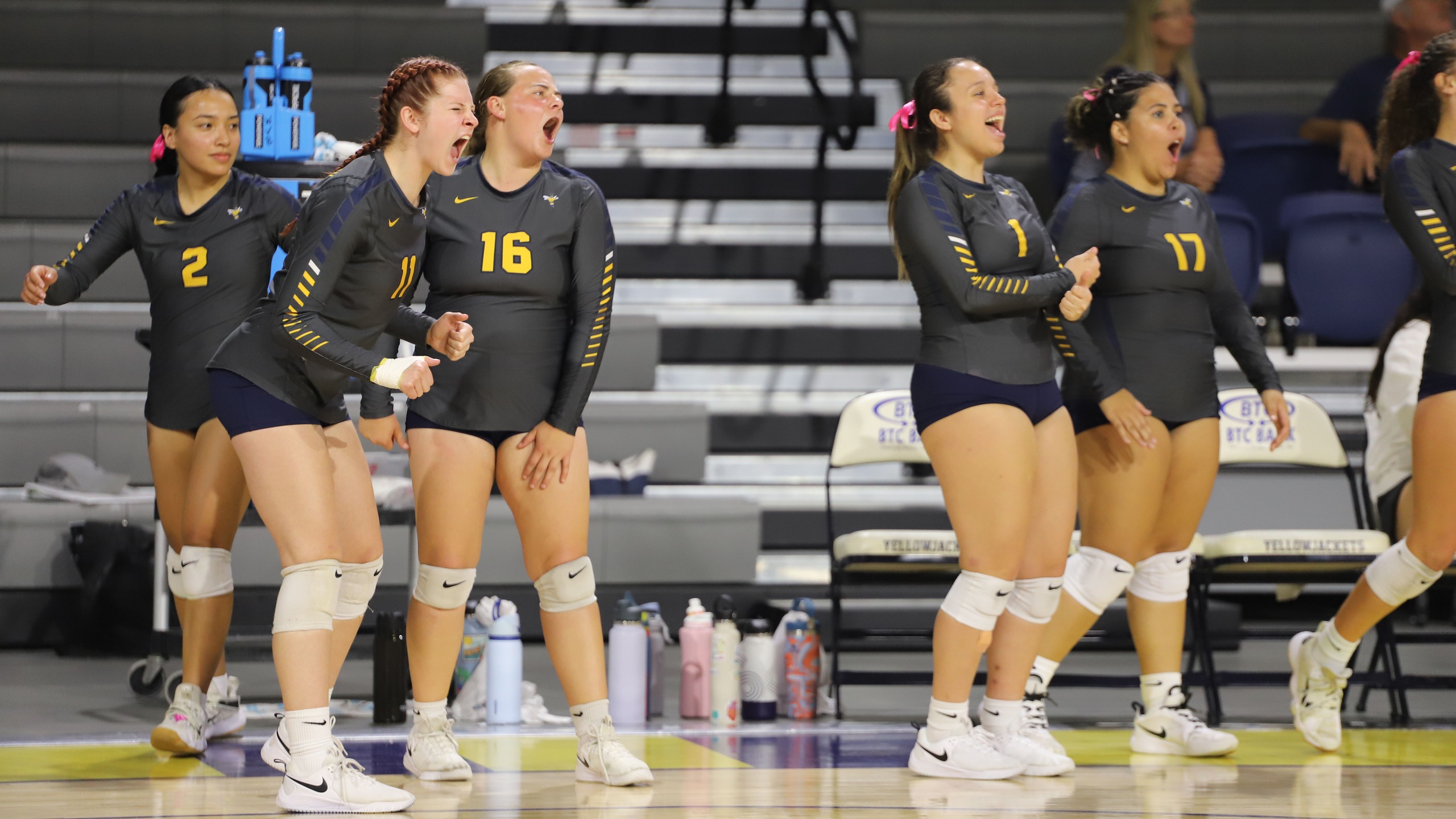 Graceland&rsquo;s Strong Effort Not Enough in Straight Sets Loss to Grand View
